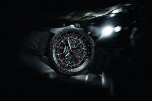 Breitling_BENTLEY_LIGHT_BODY_MIDNIGHT_CARBON